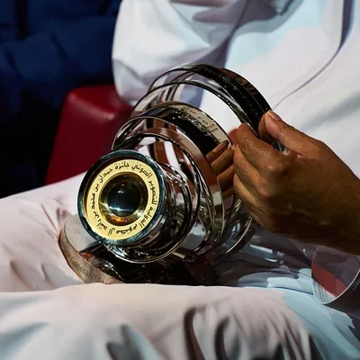 corporate-award-trophy-close-up