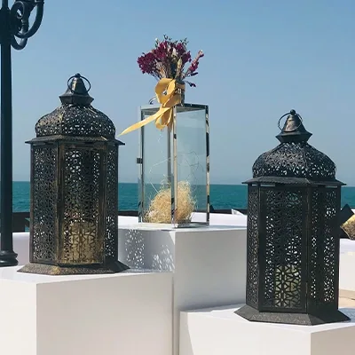 ramadan-celebration-lantern-decor-seafront-event.webp